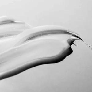 Terre de Mars Imminence kuno ir ranku maitinantis pienelis